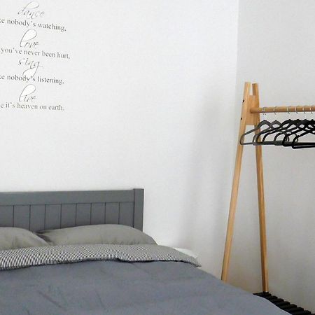 Romantic Apartment On Rynok Square With Air-Conditioning Lviv Exteriör bild